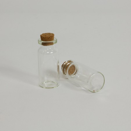 Item: 7400